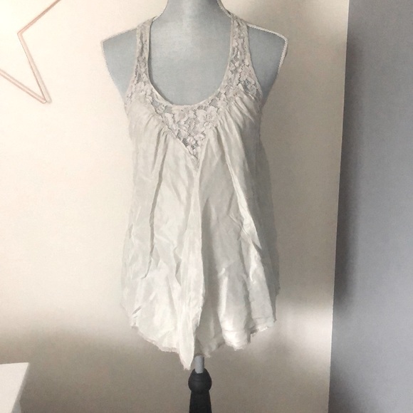 Aritzia Wilfred Top - Picture 1 of 5